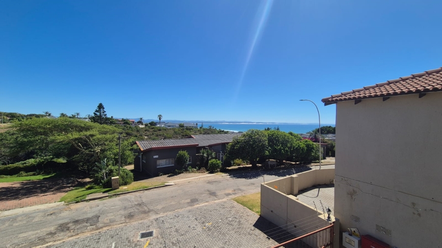 3 Bedroom Property for Sale in Jeffreys Bay Central Eastern Cape